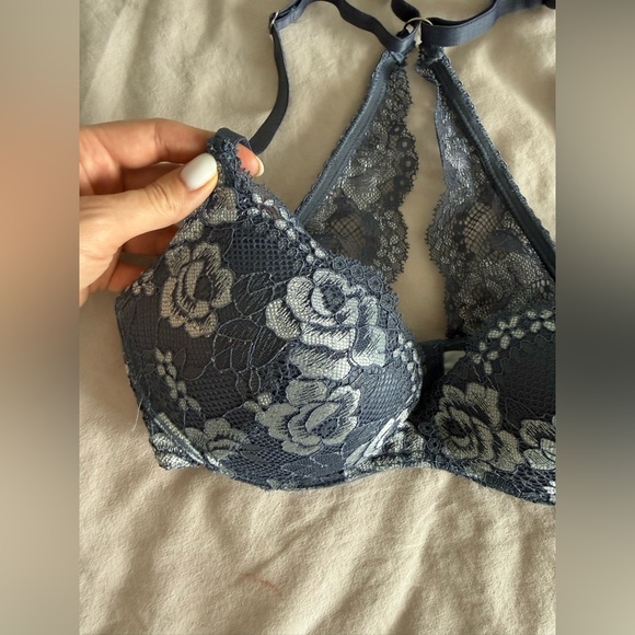 Bra - Picture 2 of 7